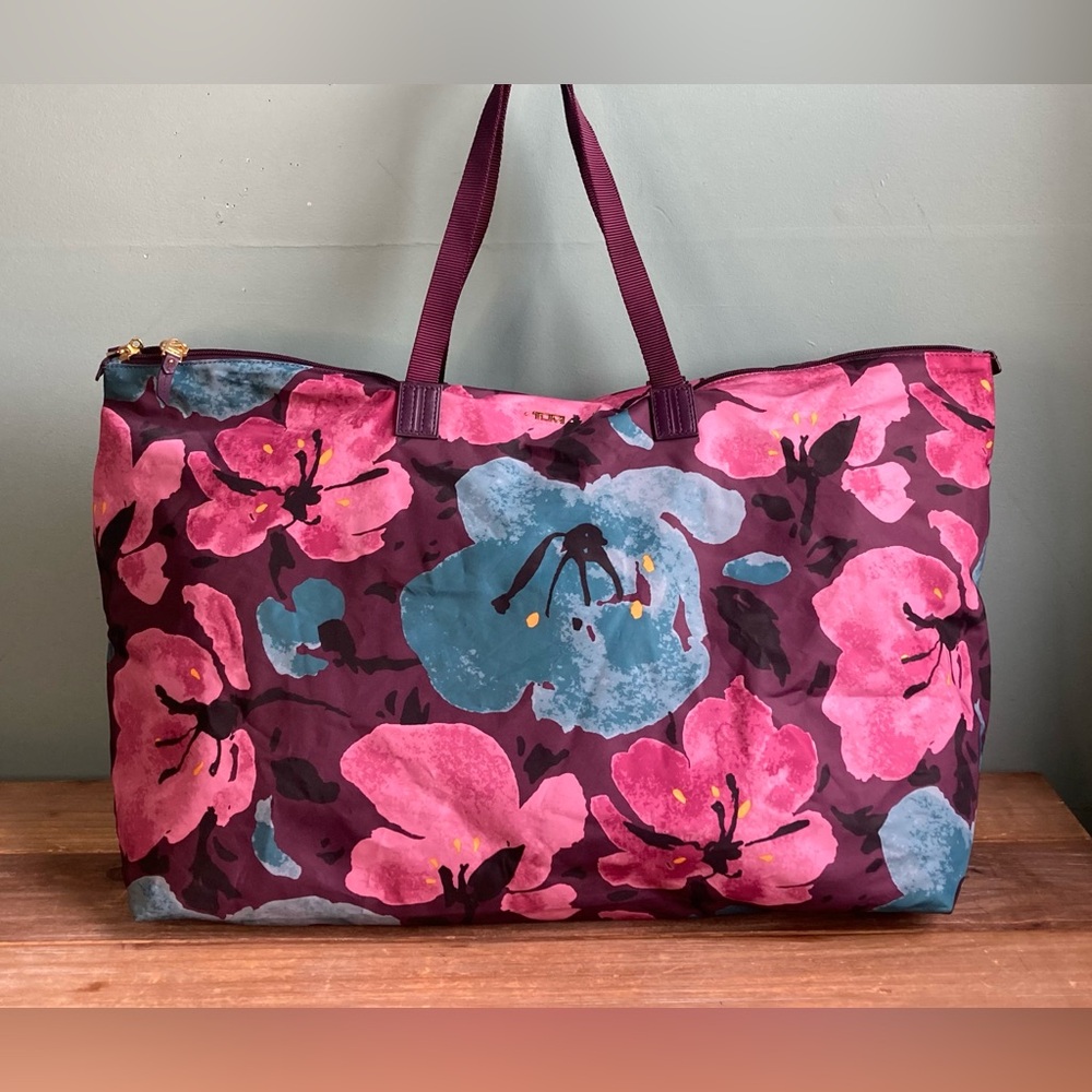 TUMI Voyageur Just In Case Packable Nylon Tote Bag - Picture 3 of 8